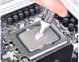 Термопаста Alphacool Subzero, 1 г, шприц, 16 Вт/ мК, -50°C /  +200°C (4250197130080)-foto3