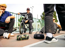 Колонка портативна 2.0 JBL Charge 6, Squad, 45 Вт (30Вт + 15Вт), (JBLCHARGE6SQUAD) Колонка портативна 2.0 JBL Charge 6, Squad, 45 Вт (30Вт + 15Вт), (JBLCHARGE6SQUAD)