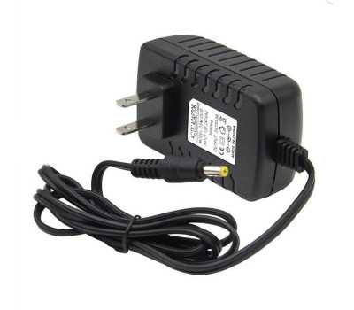 Блок питания (зарядное) ноутбука/ планшета DSM-0530 5V 3A (2.5*0.7) Блок питания (зарядное) ноутбука/ планшета DSM-0530 5V 3A (2.5*0.7)